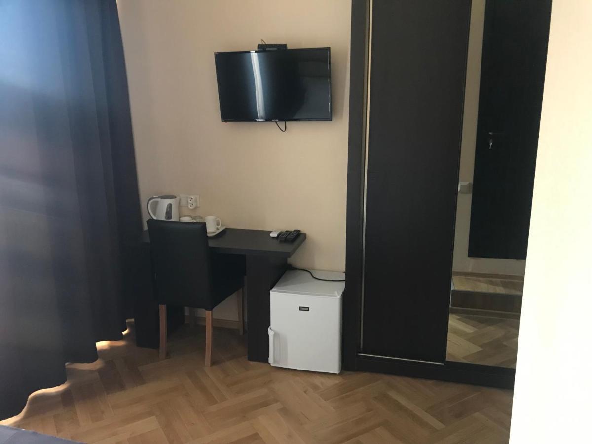Family Guest House Tbilisi Esterno foto