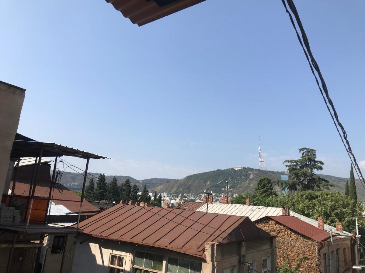 Family Guest House Tbilisi Esterno foto